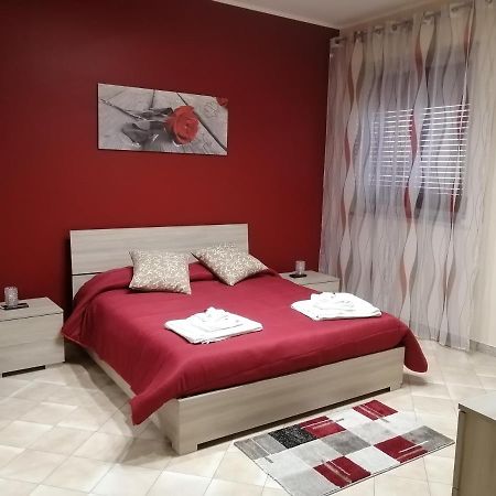 Casa Vacanza Petrulli Zafferana Etnea Luaran gambar