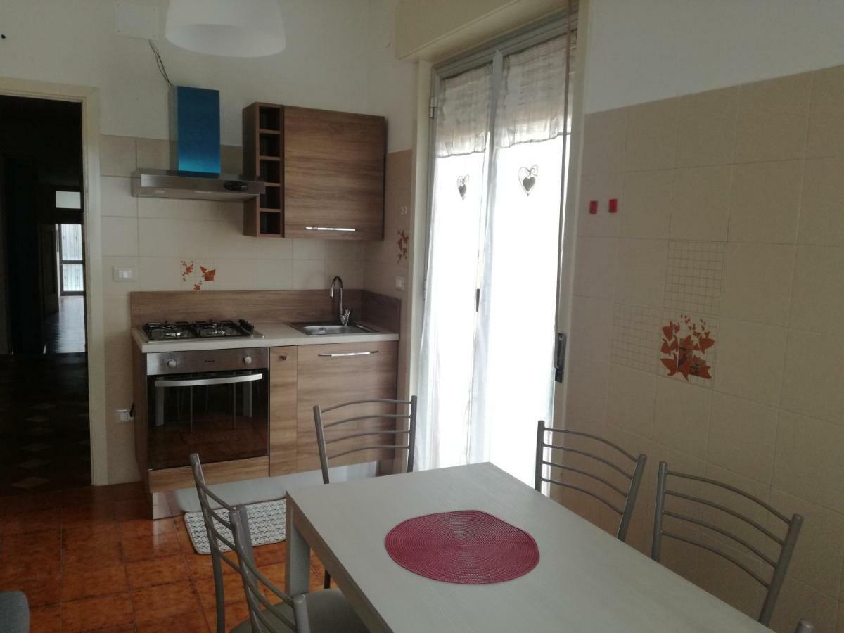 Casa Vacanza Petrulli Zafferana Etnea Luaran gambar