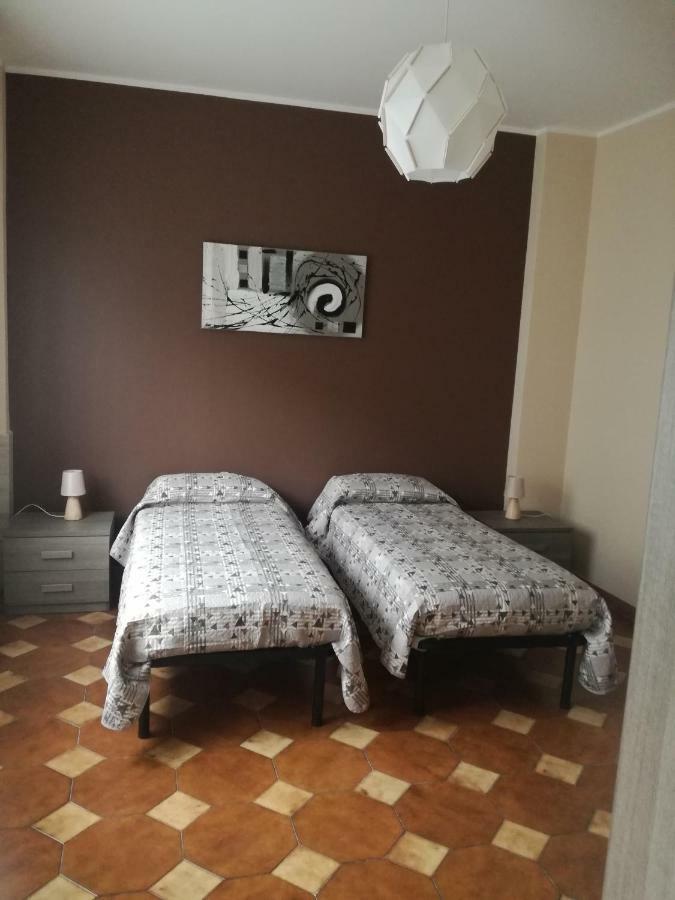 Casa Vacanza Petrulli Zafferana Etnea Luaran gambar