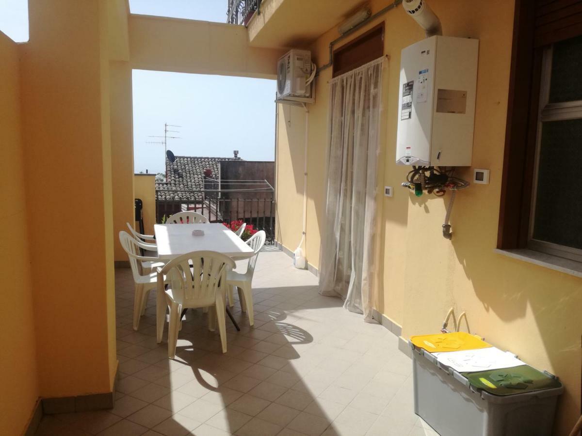 Casa Vacanza Petrulli Zafferana Etnea Luaran gambar