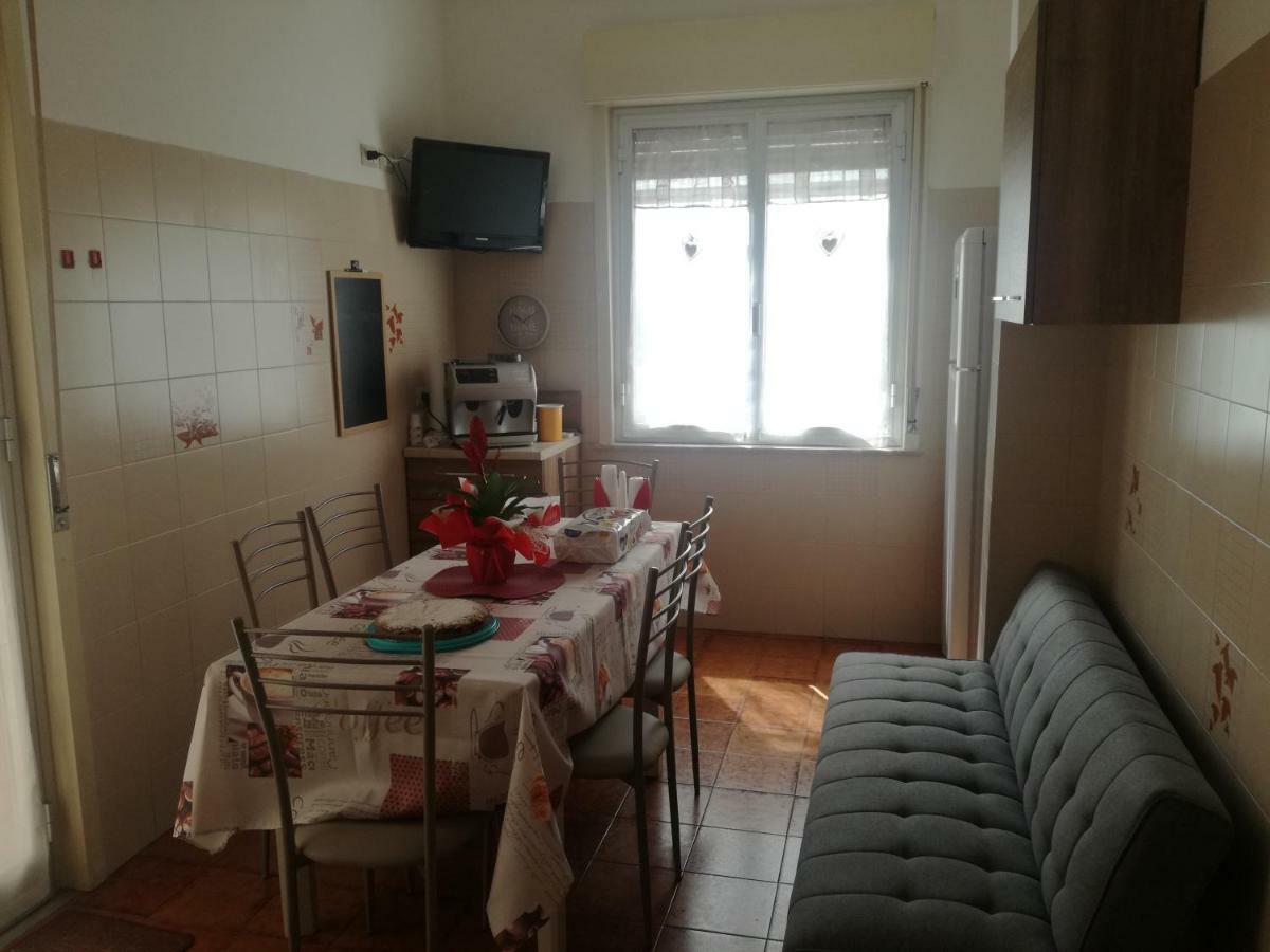 Casa Vacanza Petrulli Zafferana Etnea Luaran gambar